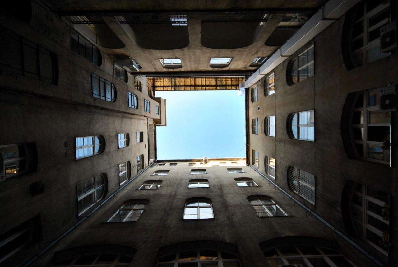 Krane Apartments Sas Budapest Luaran gambar